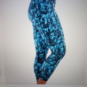 Kiava Capri Leggings